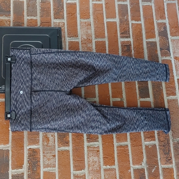 Velocity Leggings Size L - Picture 4 of 5